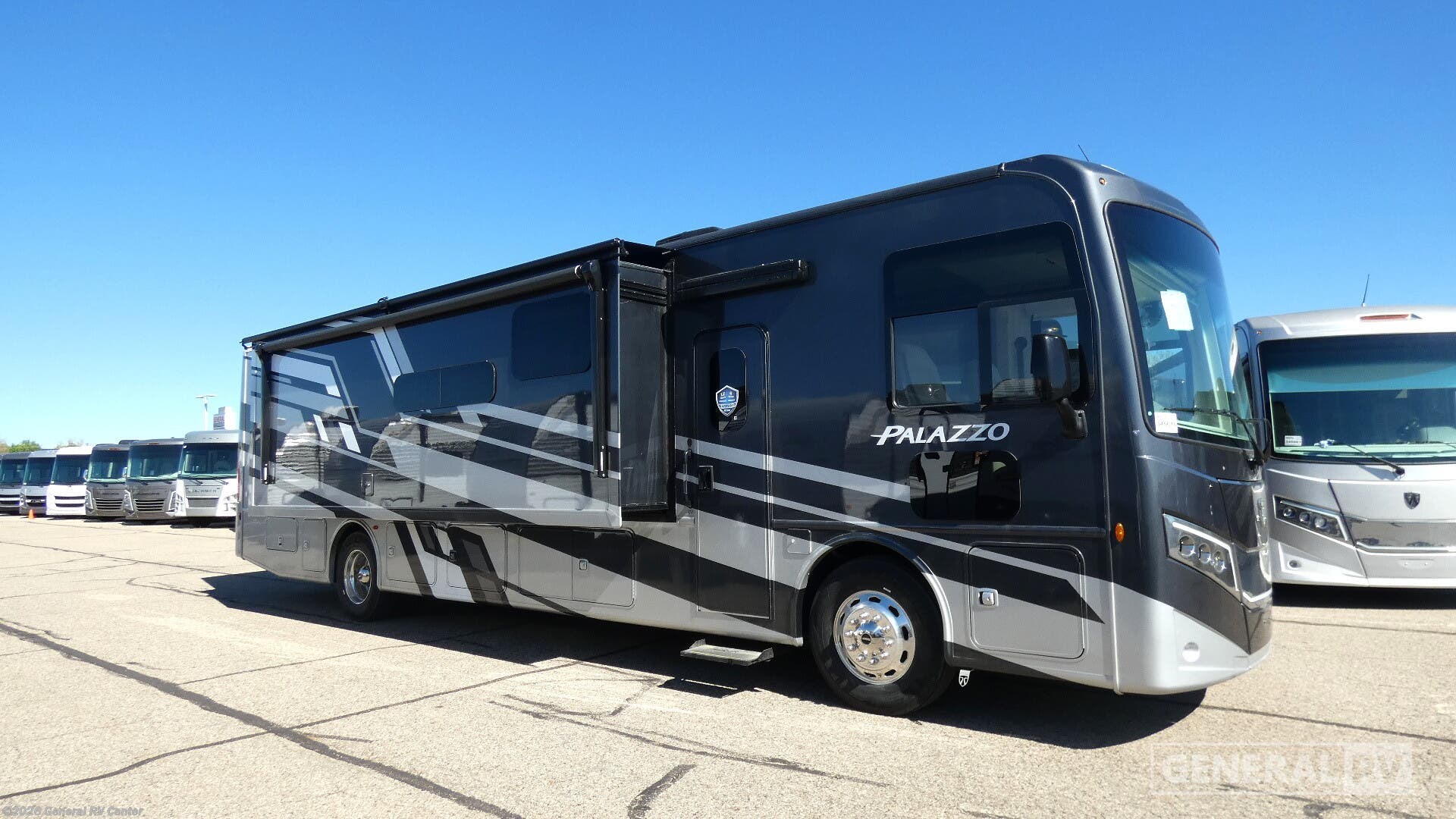 New 2026 Thor Motor Coach Palazzo GT 37.5 available in Wayland, Michigan