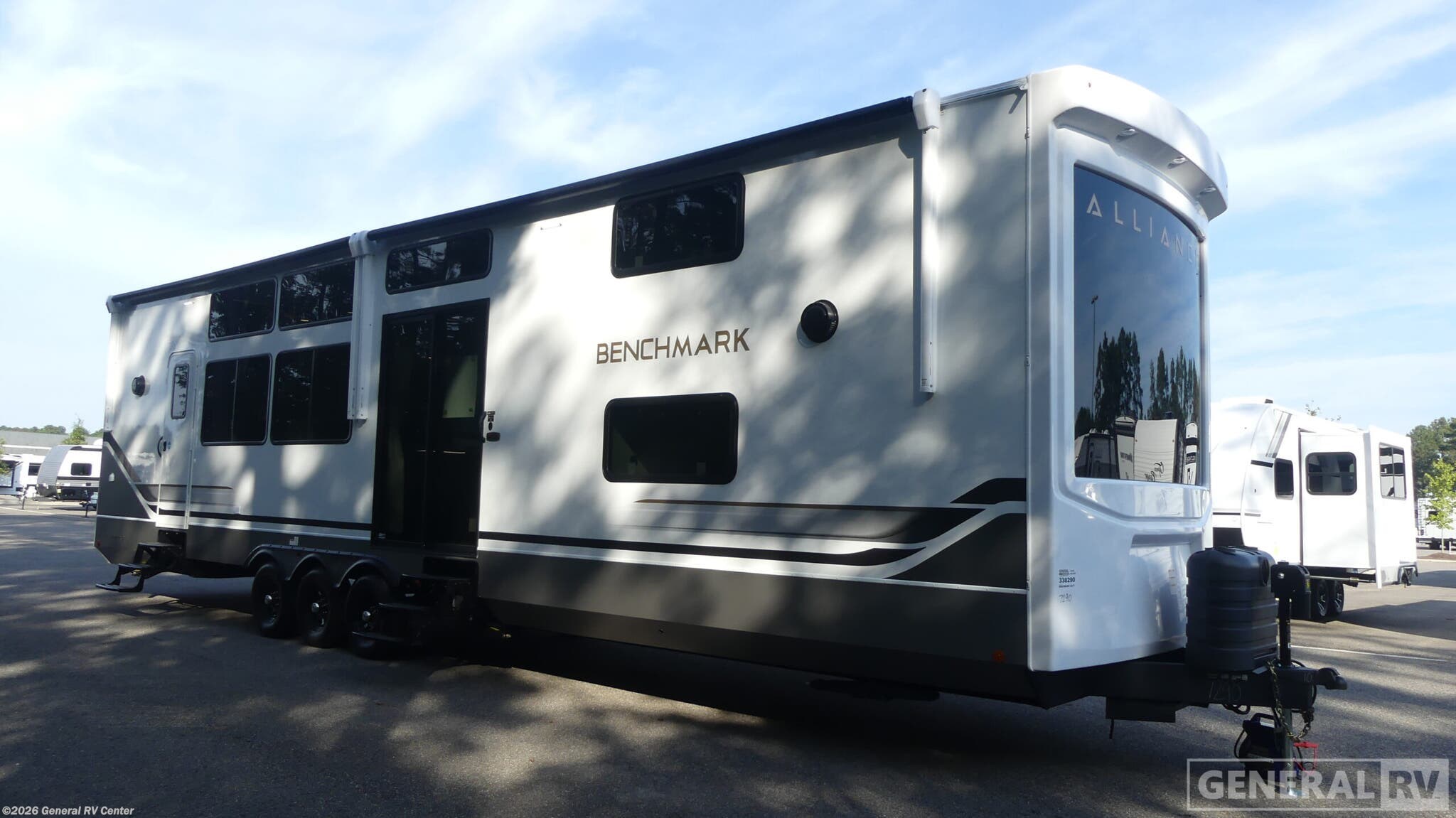New 2026 Alliance RV Benchmark 44LFT available in Wayland, Michigan