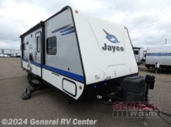 Used 2018 Jayco Jay Feather 23RL available in Wixom, Michigan