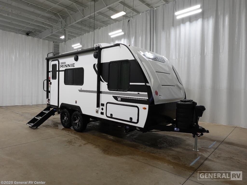 New 2025 Winnebago Micro Minnie 1720FB available in Wixom, Michigan