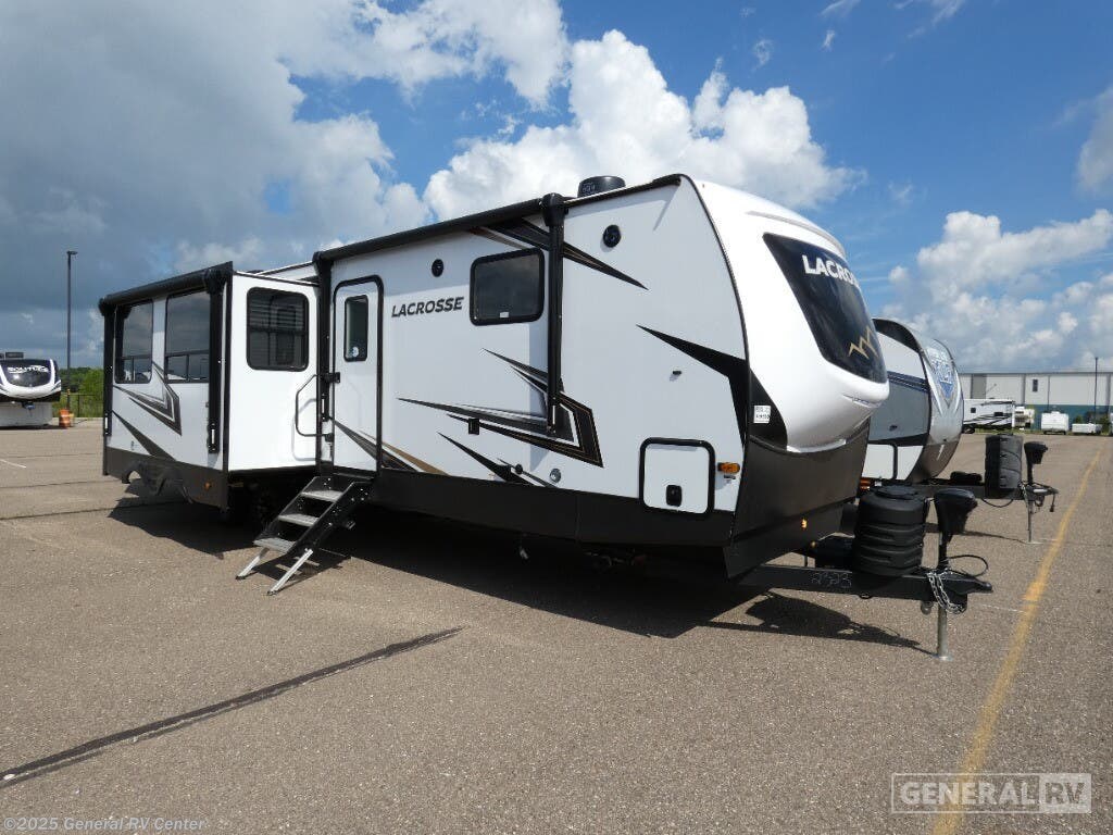 Used 2025 Prime Time LaCrosse 3510DB-4SLD available in Wixom, Michigan