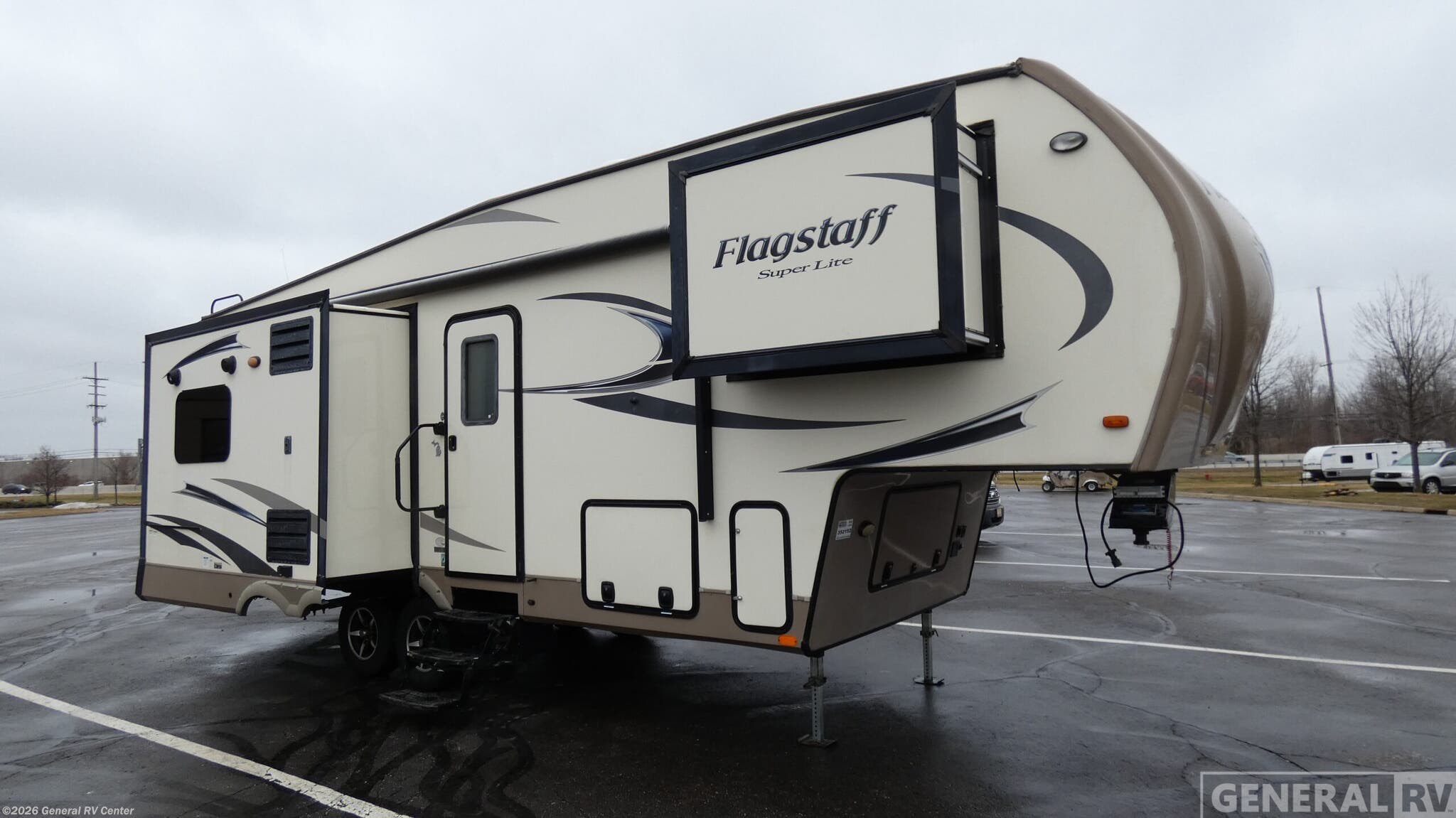 Used 2018 Forest River Flagstaff Super Lite 526RLWS available in Wixom, Michigan