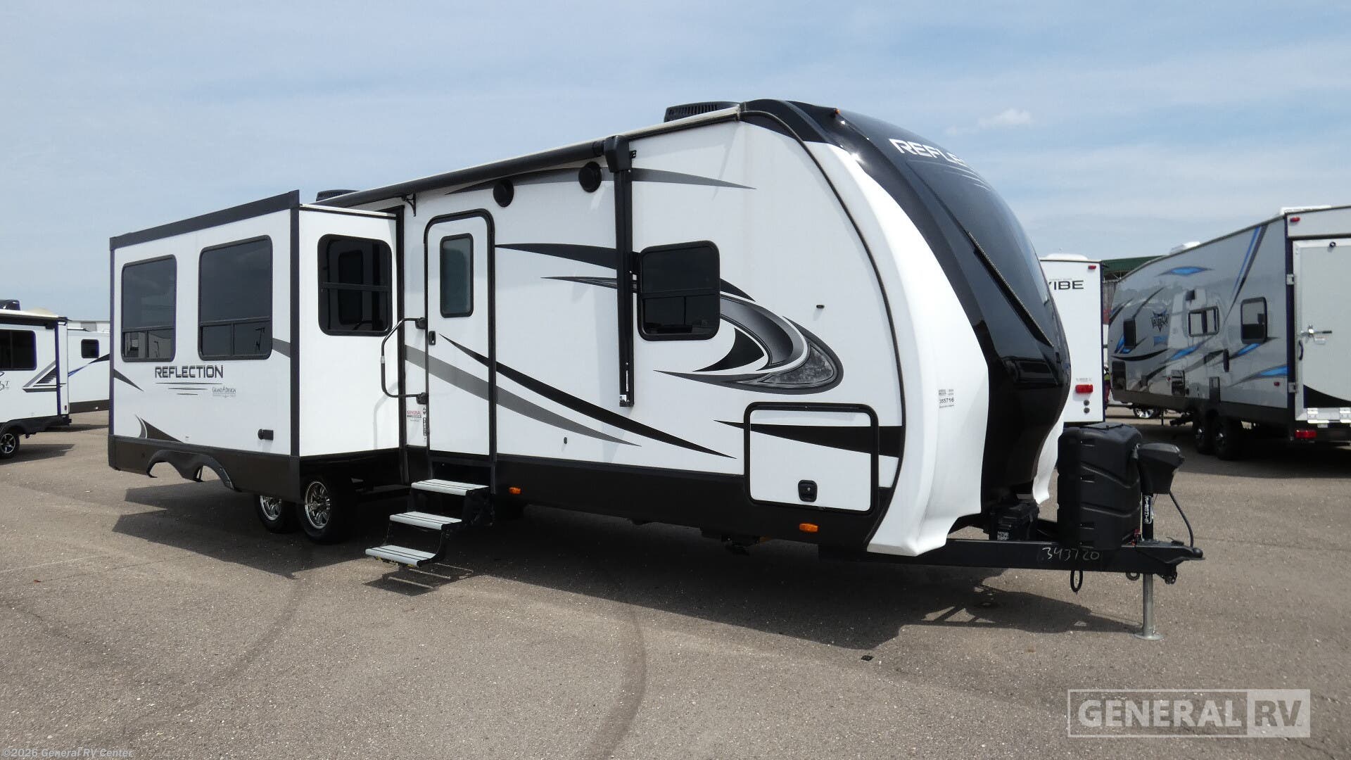 Used 2023 Grand Design Reflection 315RLTS available in Wixom, Michigan