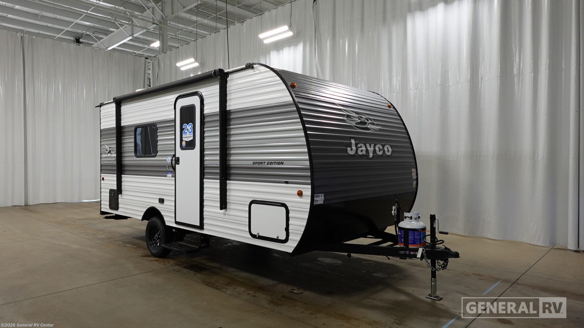 New 2026 Jayco Jay Flight SLX 170FQ available in Wixom, Michigan