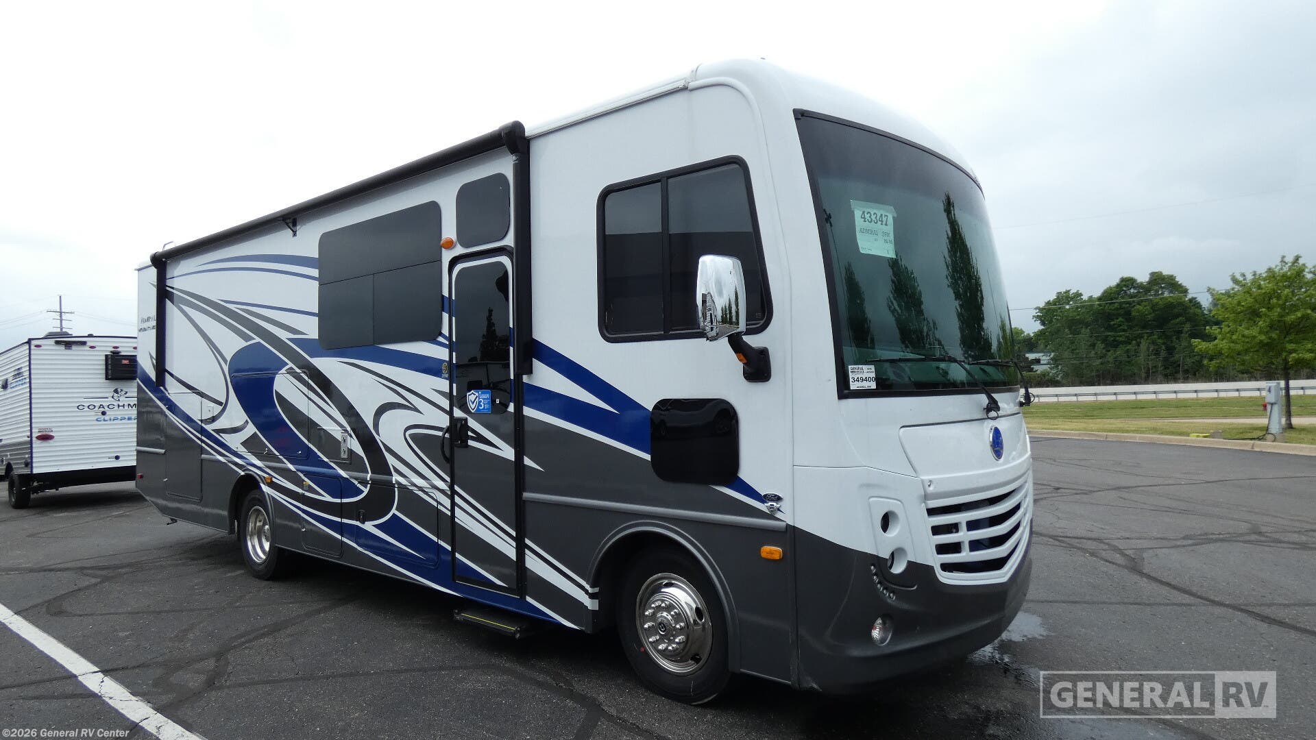 New 2026 Holiday Rambler Admiral 29M available in Wixom, Michigan