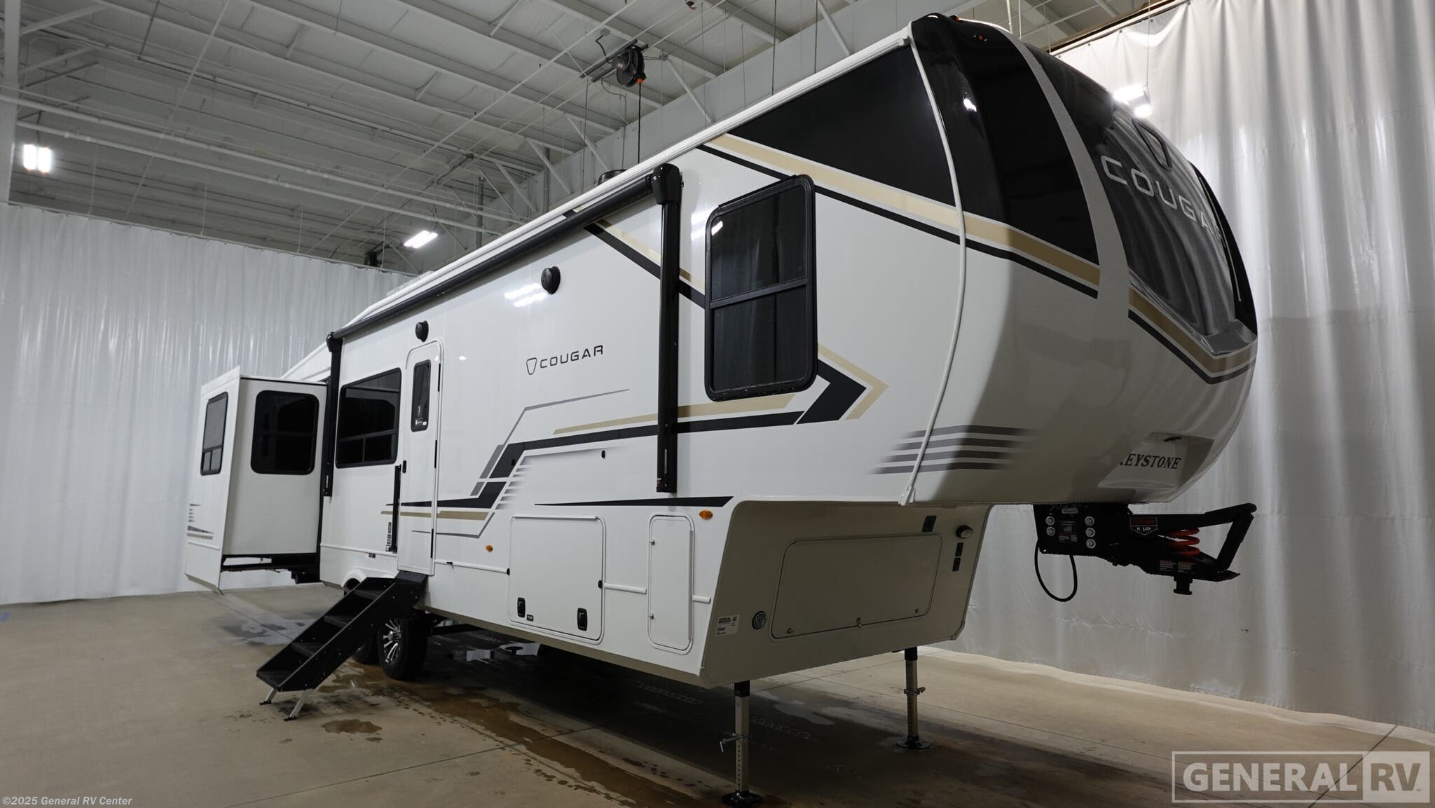 New 2026 Keystone Cougar 320RDS available in Birch Run, Michigan