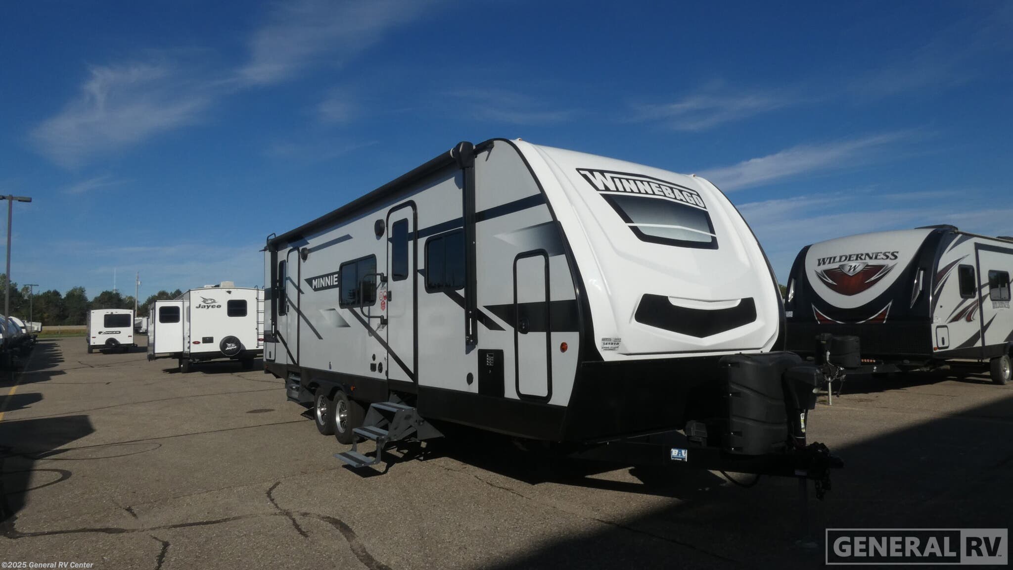 Used 2023 Winnebago Minnie 2832FK available in Birch Run, Michigan