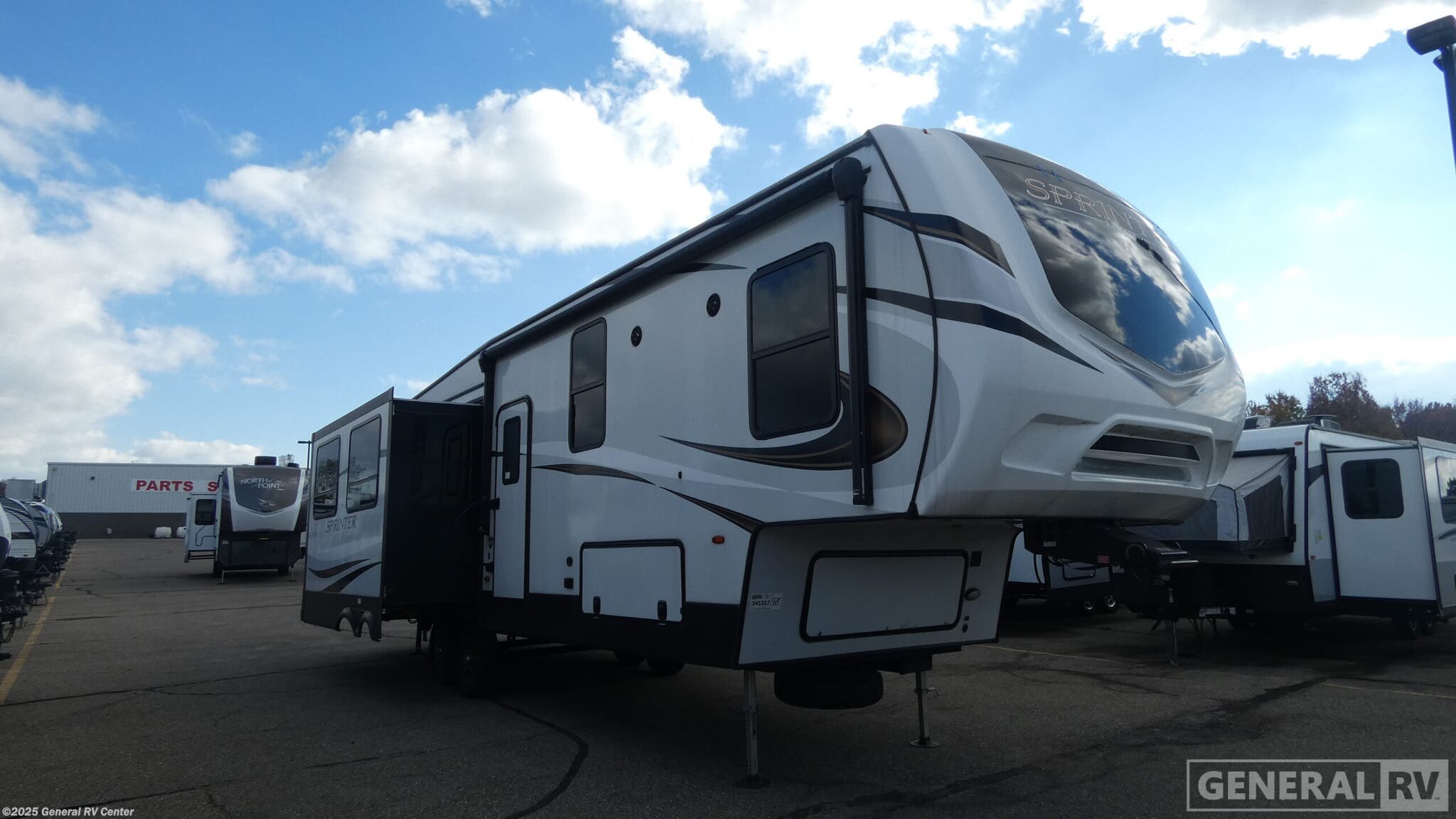Used 2022 Keystone Sprinter 3190RLS available in Birch Run, Michigan