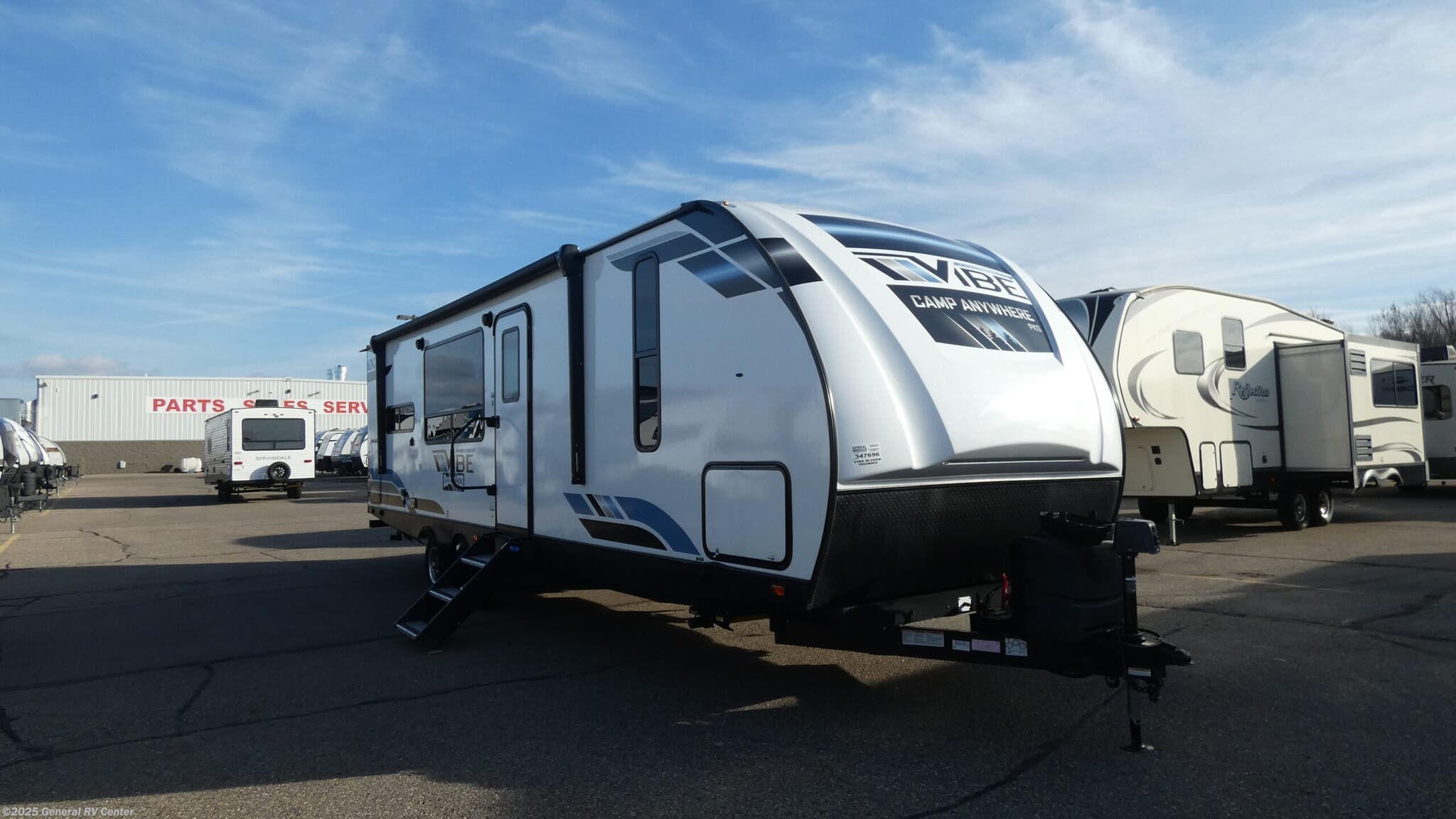 Used 2023 Forest River Vibe 26RK available in Birch Run, Michigan