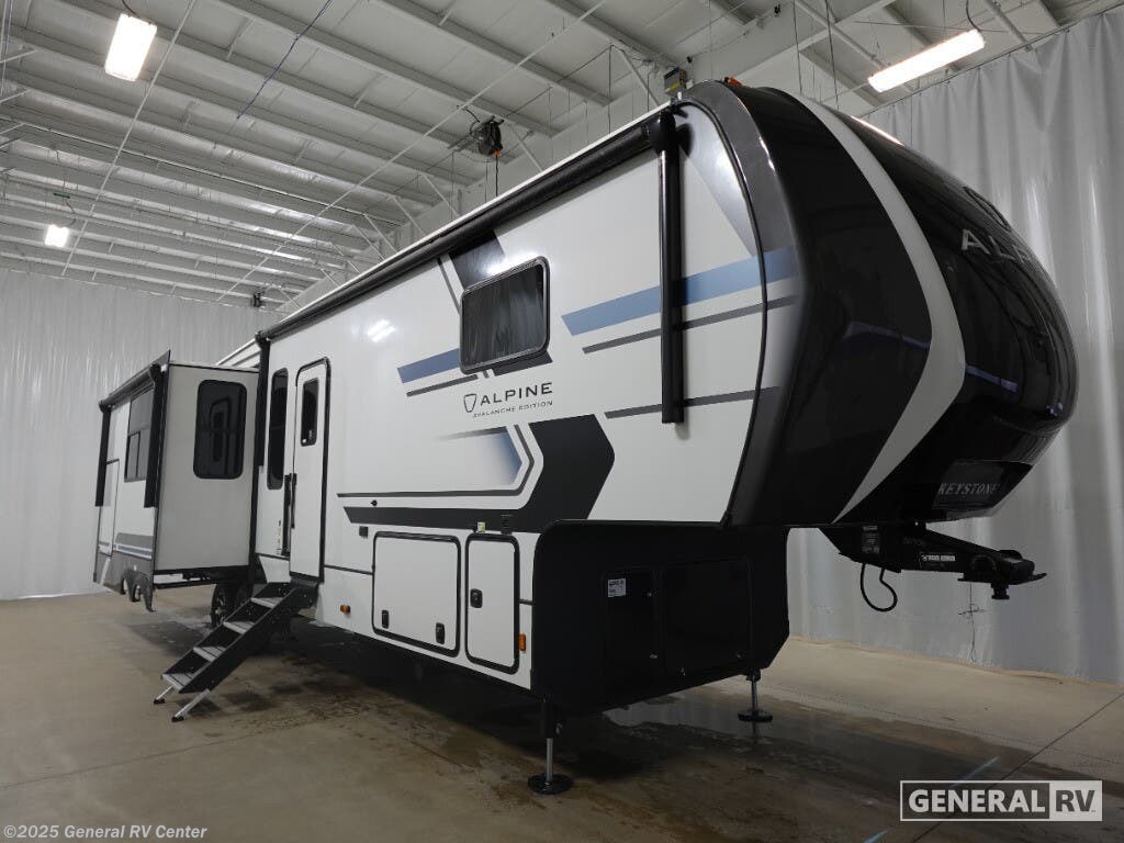 New 2026 Keystone Avalanche 338GK available in Birch Run, Michigan