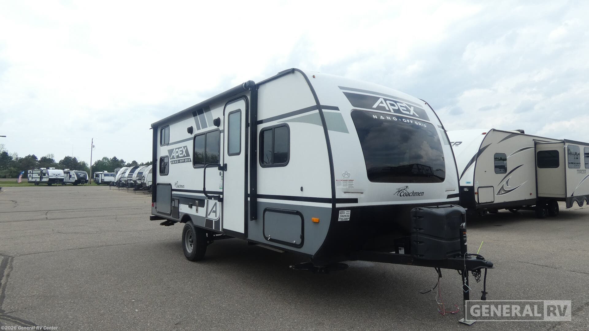 Used 2022 Coachmen Apex 194BHS available in Birch Run, Michigan