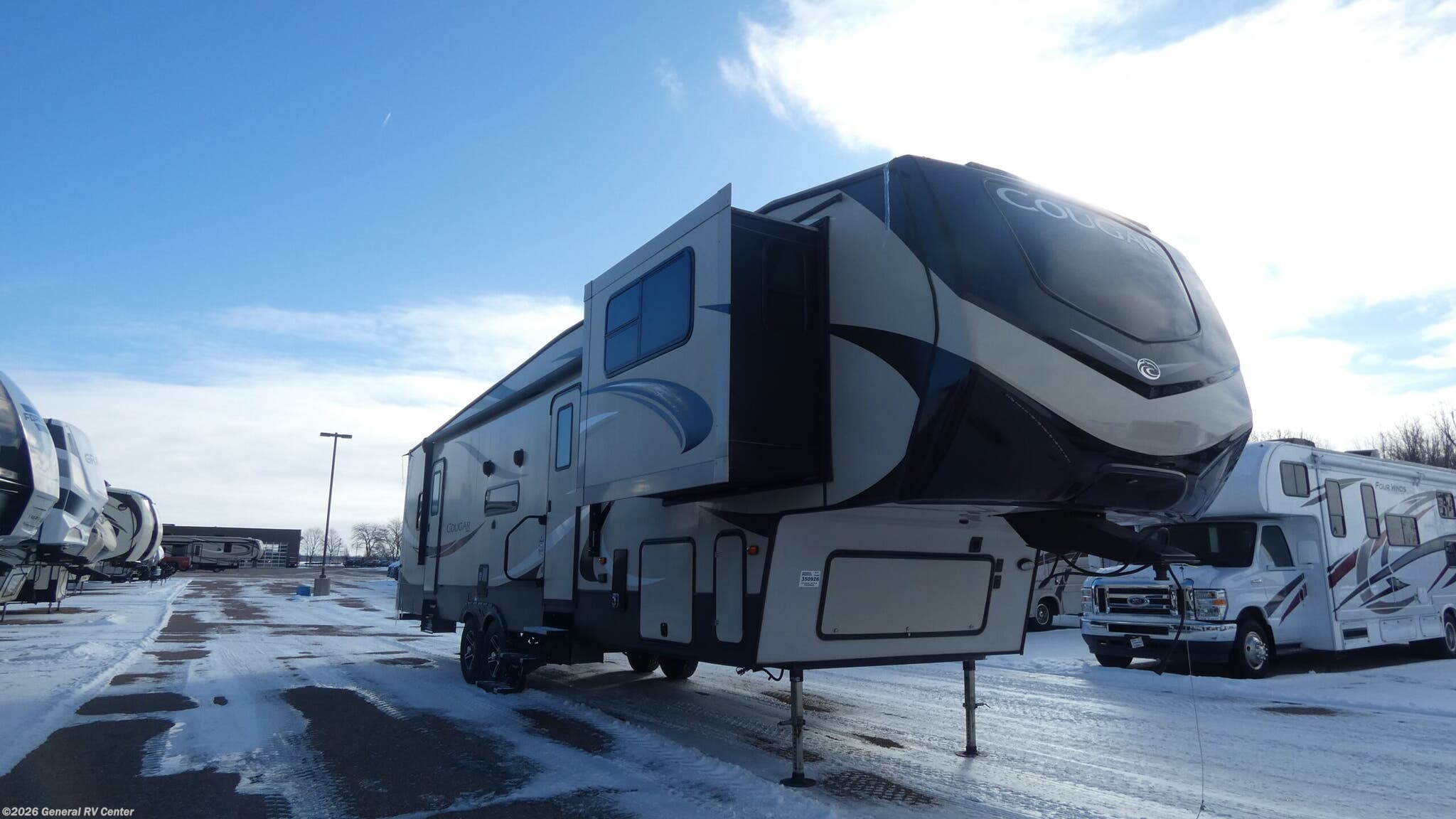 Used 2019 Keystone Cougar 367FLS available in Birch Run, Michigan
