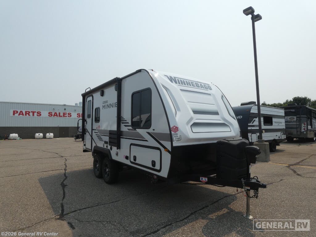 Used 2022 Winnebago Micro Minnie 1808FBS-1SL available in Birch Run, Michigan