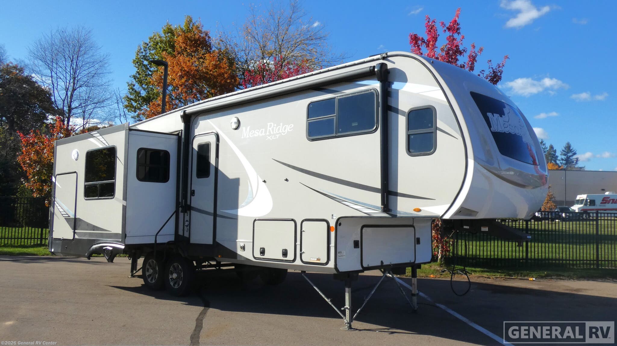 Used 2021 Highland Ridge Mesa Ridge XLT 264RLS available in Birch Run, Michigan