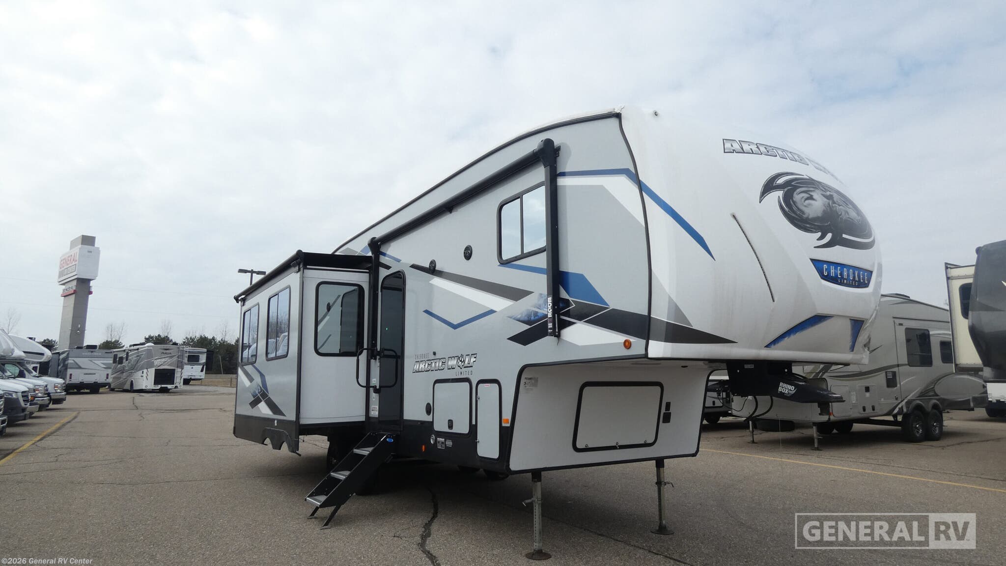 Used 2023 Forest River Cherokee Arctic Wolf 291RL available in Birch Run, Michigan