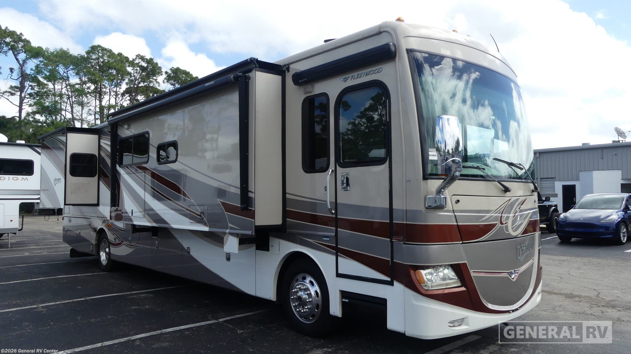 Used 2013 Fleetwood Discovery 40X available in Birch Run, Michigan