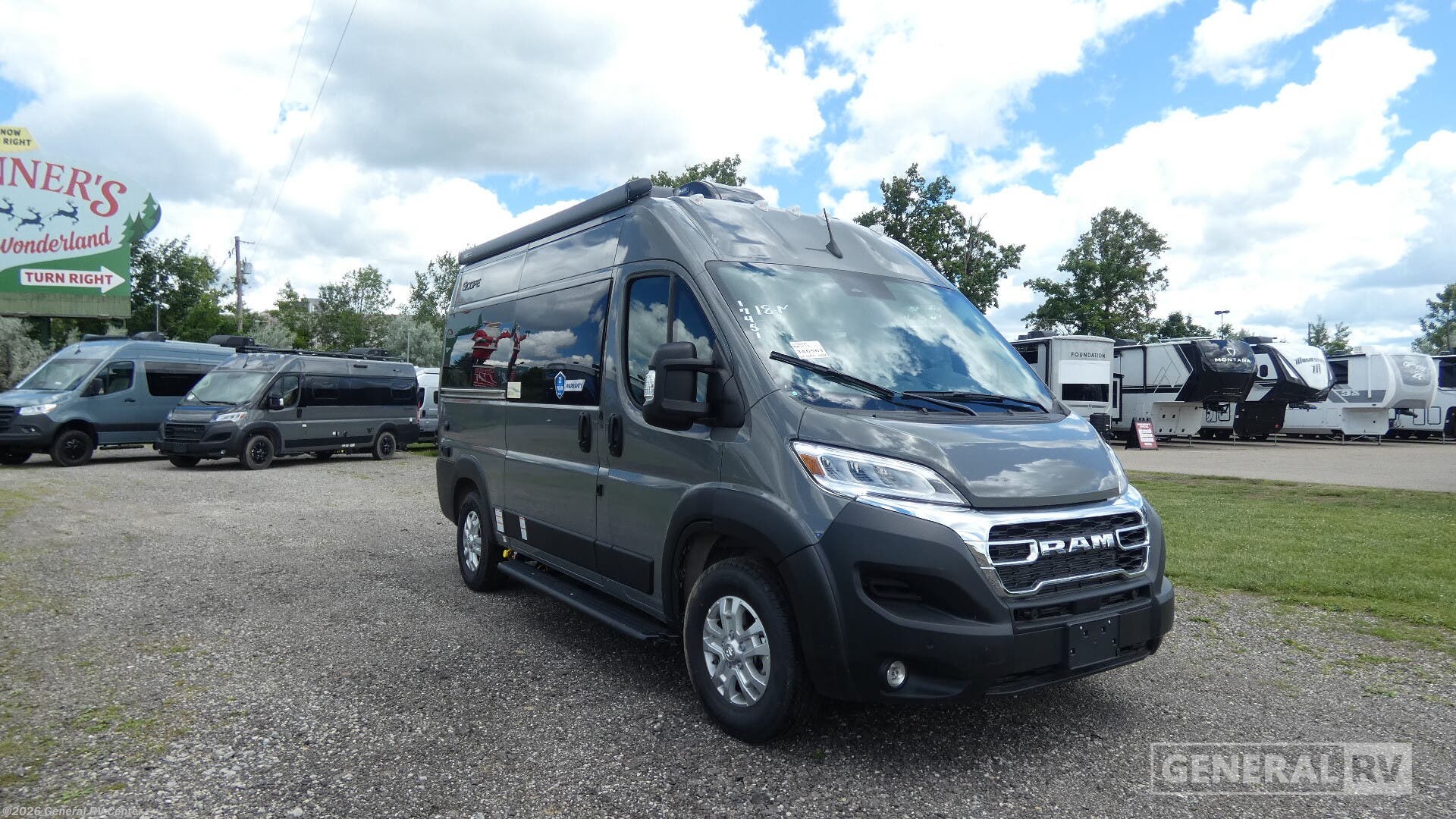 New 2027 Thor Motor Coach Scope 18M available in Birch Run, Michigan