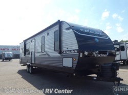 Used 2024 Coachmen Catalina LEGACY 303RKDS available in Birch Run, Michigan