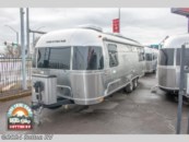 2023 Airstream Flying Cloud Airstream  27FB Twin