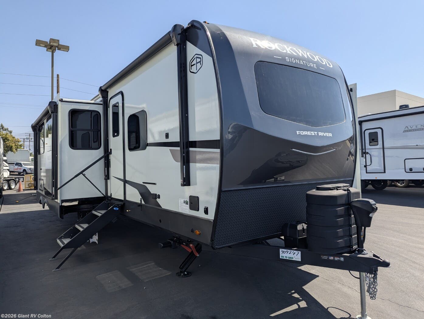 New 2026 Forest River Rockwood Signature 8336BH available in Colton, California