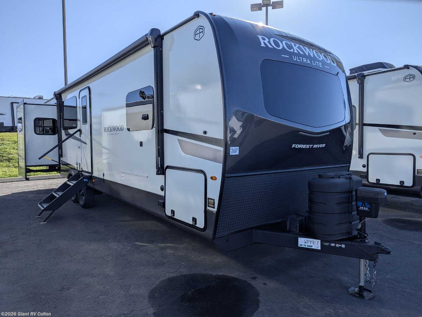 New 2026 Forest River Rockwood Ultra Lite 2908SRL available in Colton, California