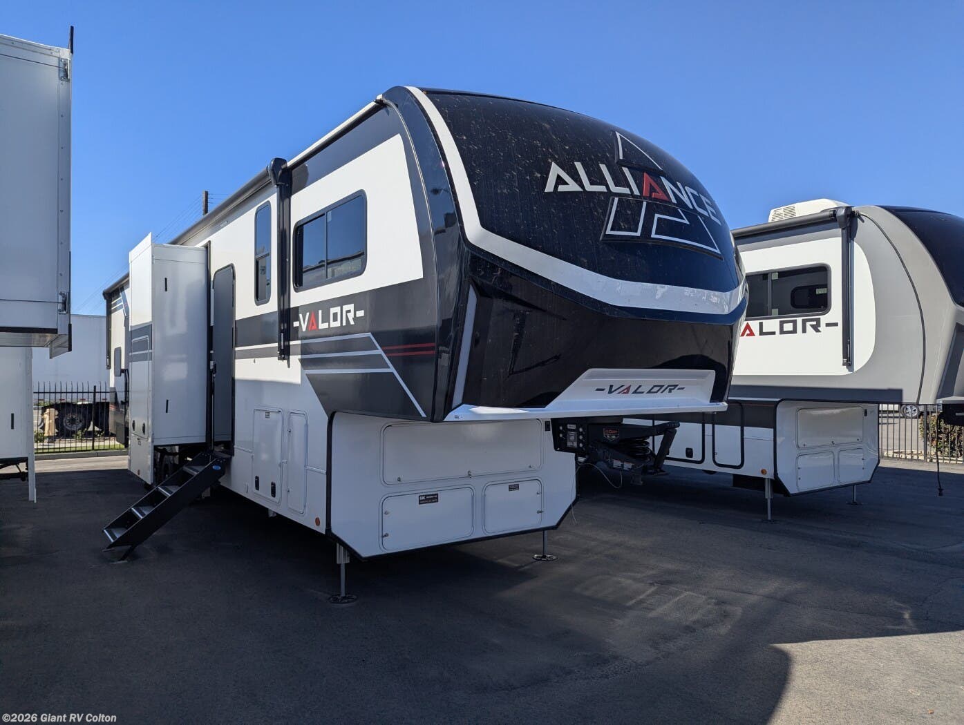 New 2026 Alliance RV Valor 40V13 available in Colton, California