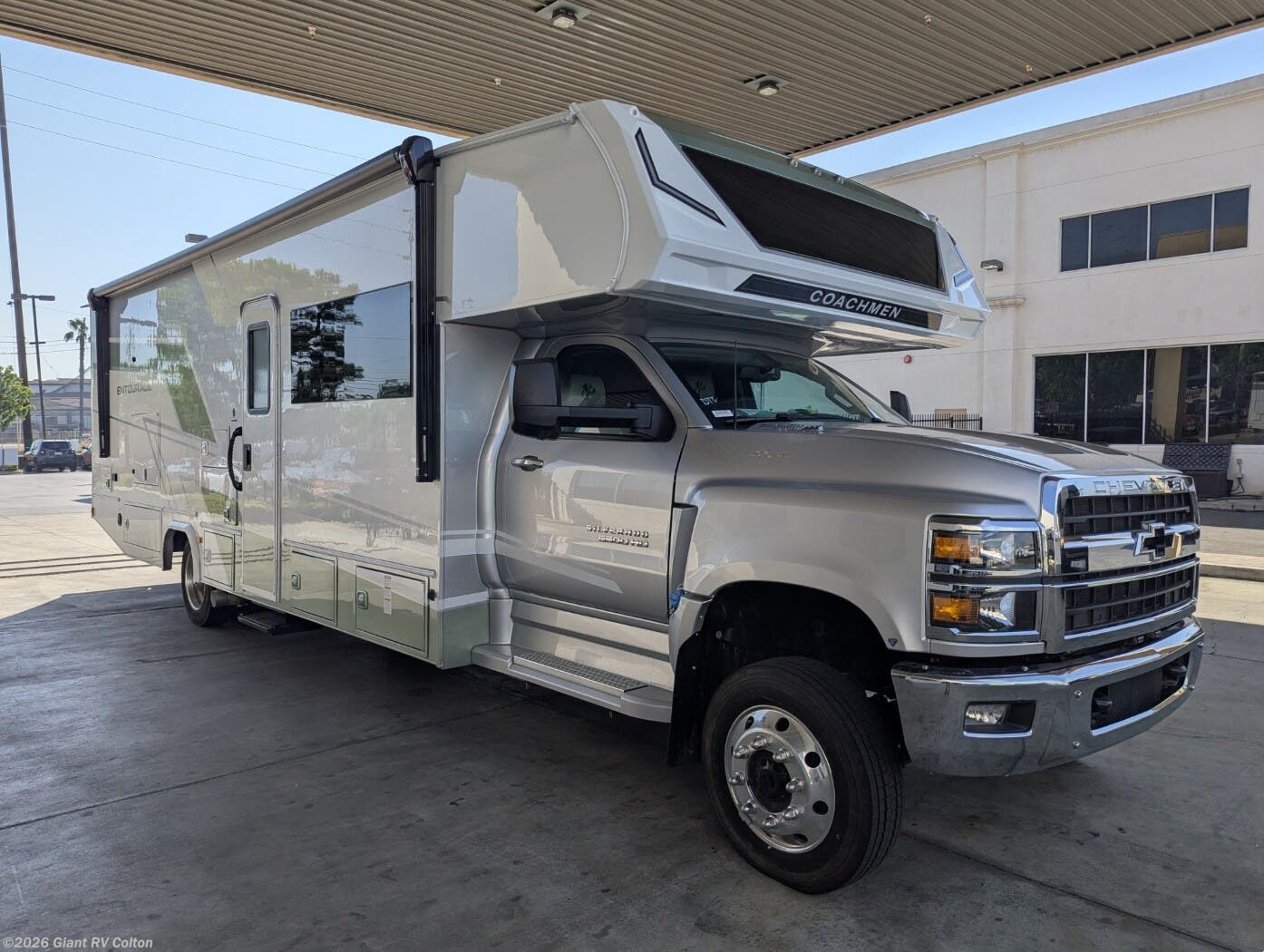 New 2026 Coachmen Entourage 330DS available in Colton, California