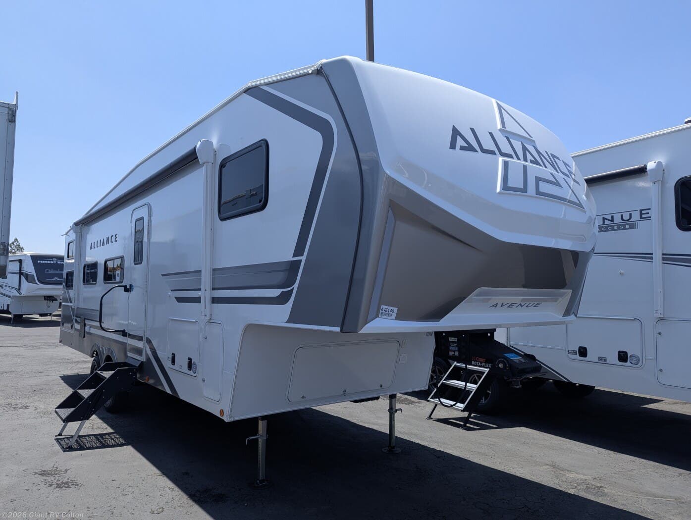 New 2027 Alliance RV Avenue 29BH available in Colton, California