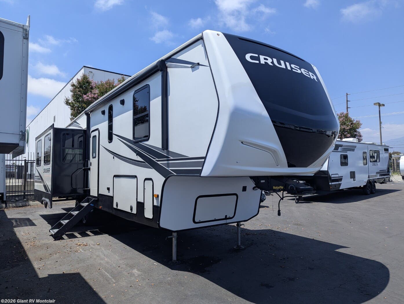 Used 2020 CrossRoads Cruiser CR3391RL available in Montclair, California