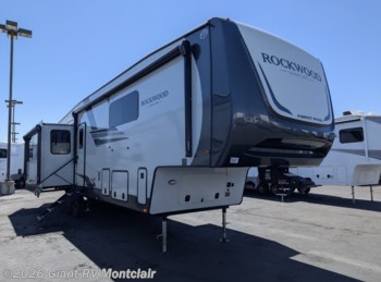 New 2026 Forest River Rockwood Signature 401SFB available in Montclair, California