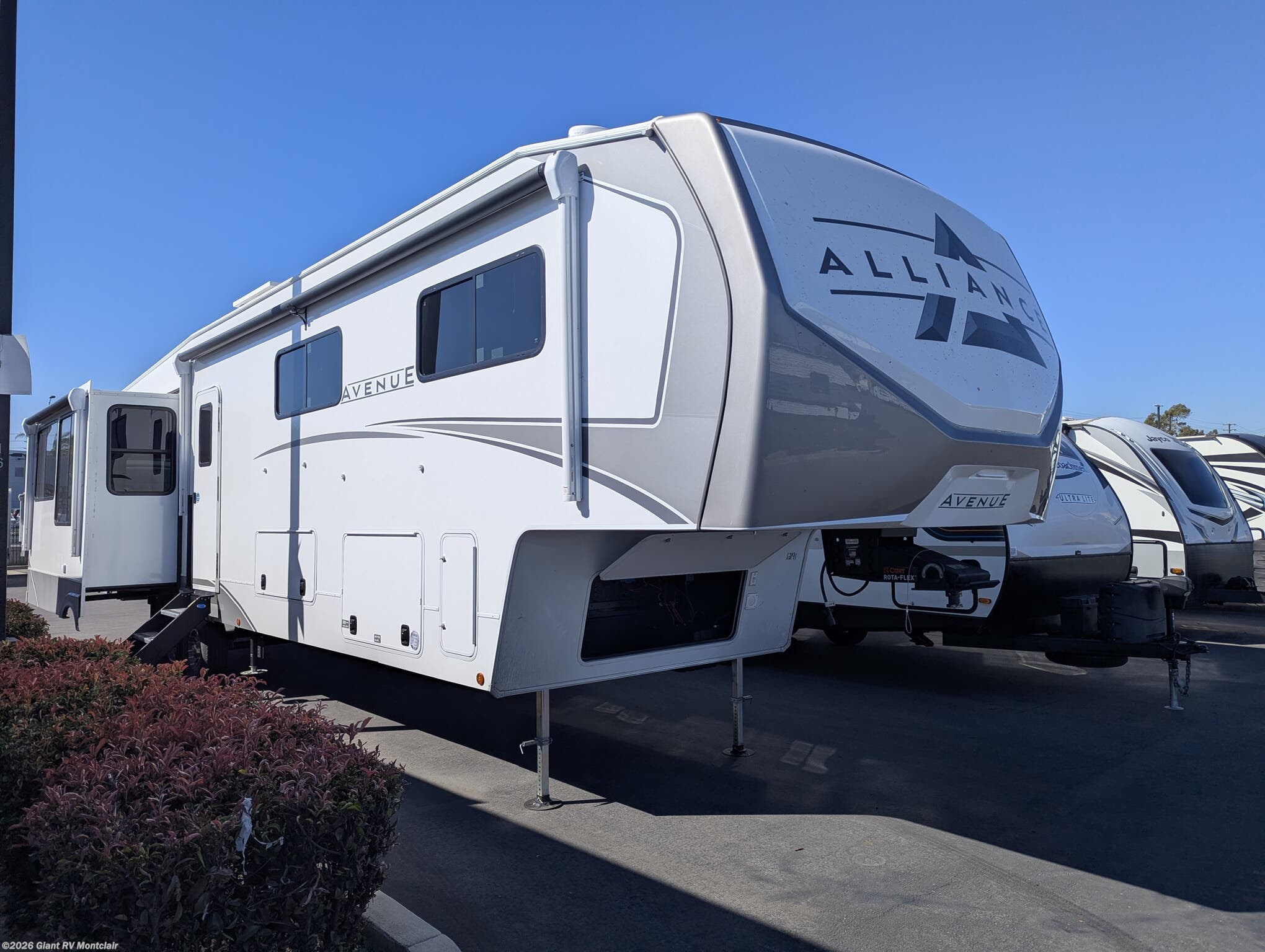 New 2026 Alliance RV Avenue 39MBR available in Montclair, California
