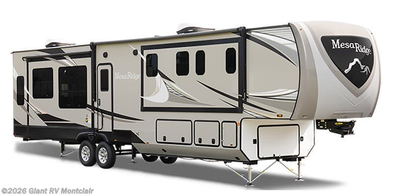 Used 2022 Highland Ridge Mesa Ridge 314RLS available in Montclair, California