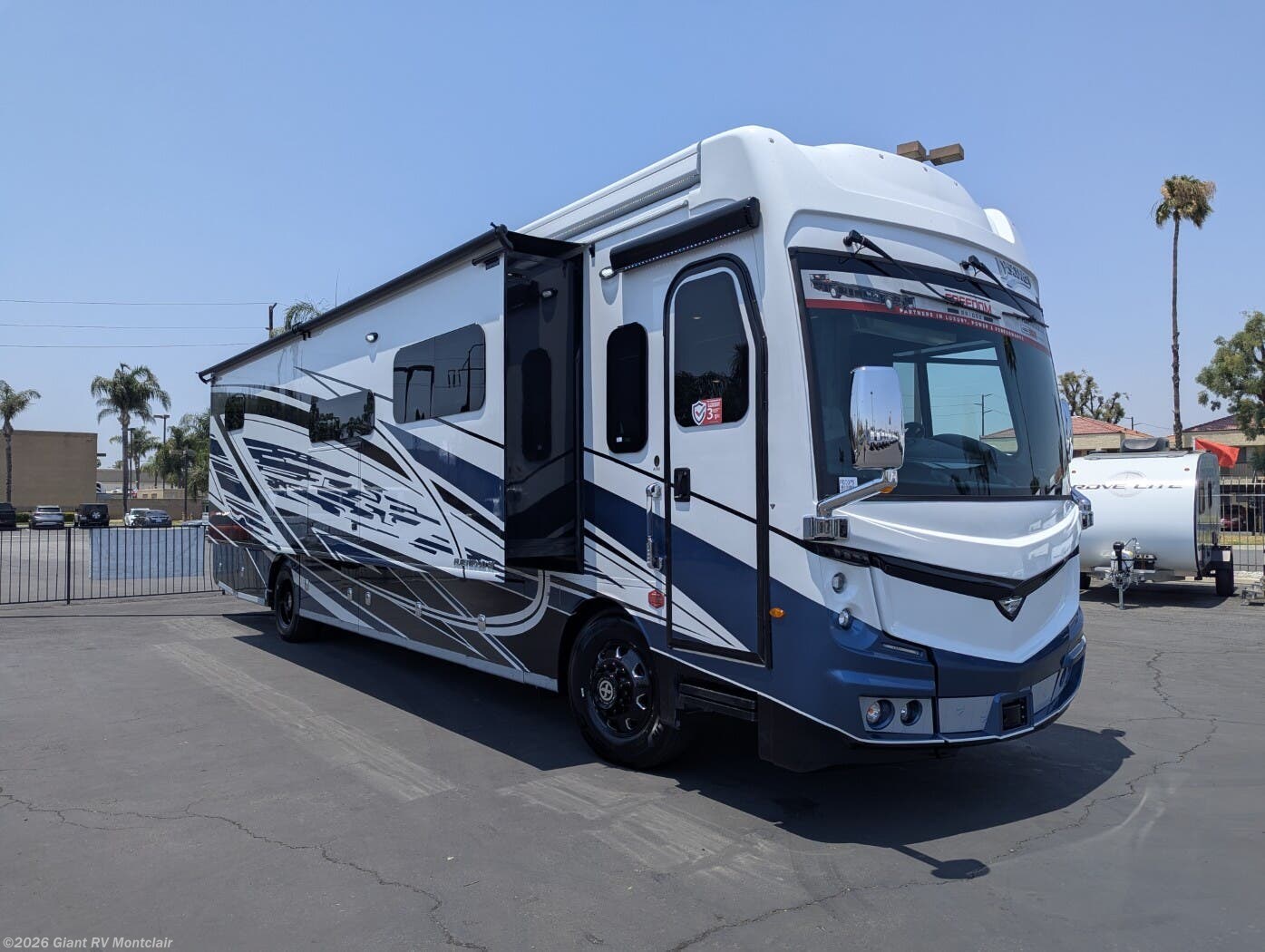 New 2026 Fleetwood Discovery LXE 40M available in Montclair, California