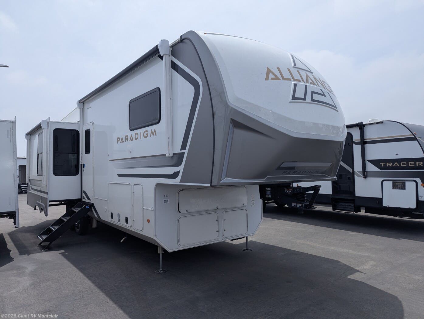 New 2026 Alliance RV Paradigm 312RK available in Montclair, California