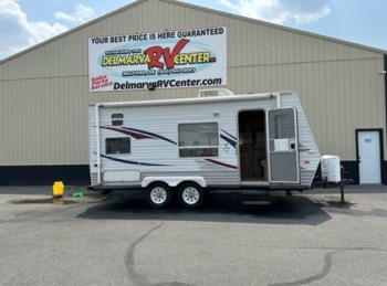 Used 2006 Jayco Jay Flight SLX 20BH available in Milford, Delaware