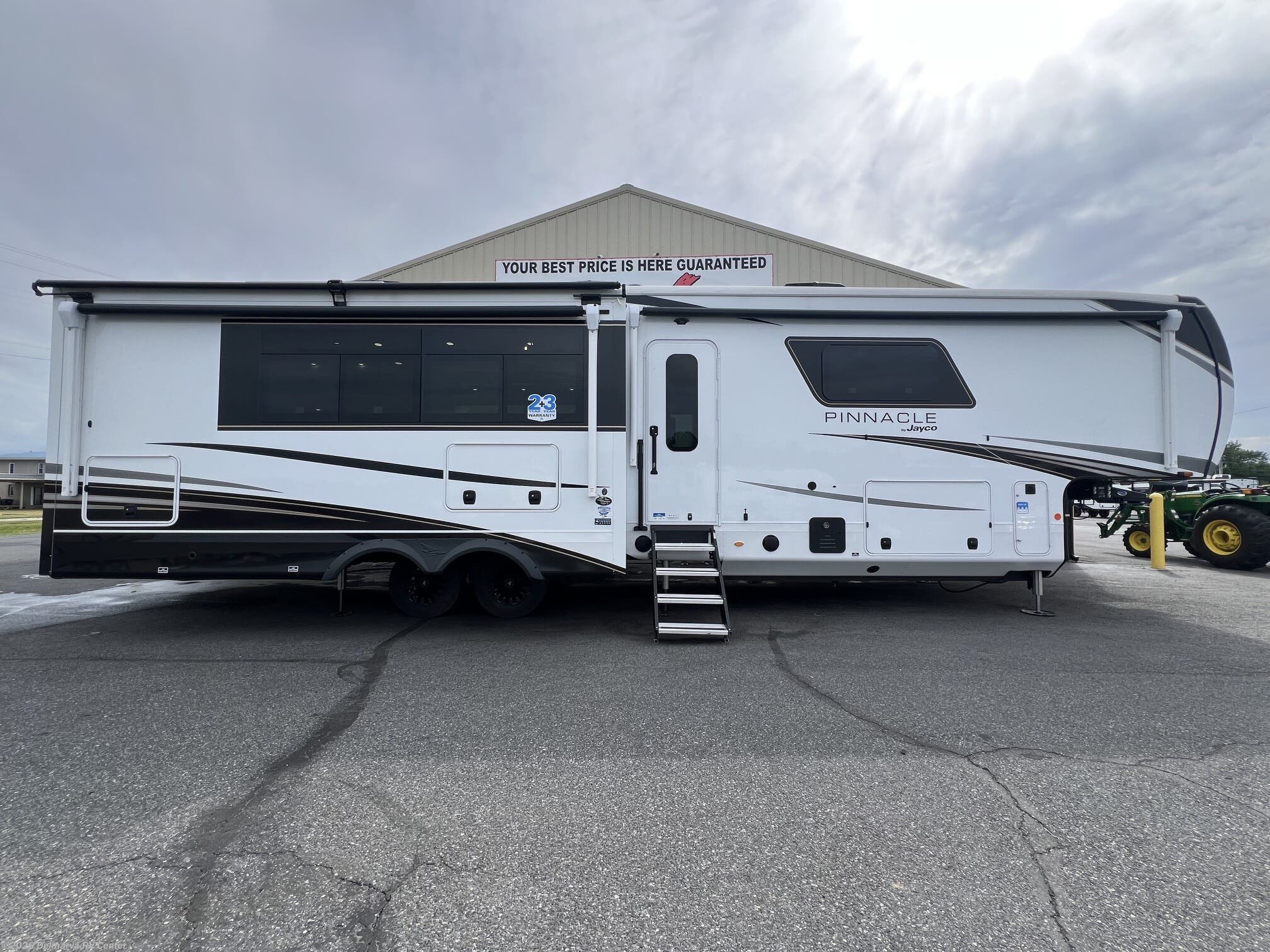 New 2026 Jayco Pinnacle 38FBRK available in Milford, Delaware