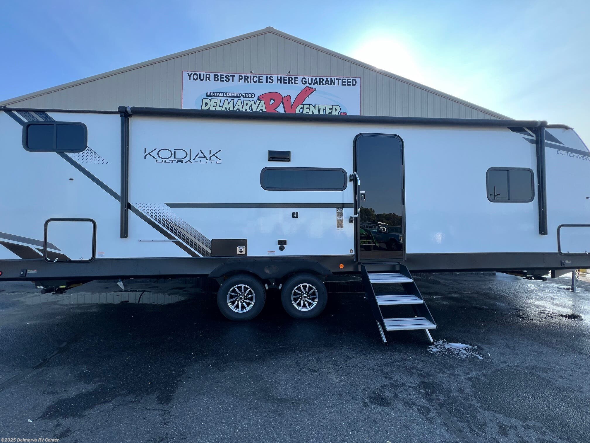 Used 2024 Dutchmen Kodiak Ultra-Lite Ultra-Lite 296BHSL available in Milford, Delaware