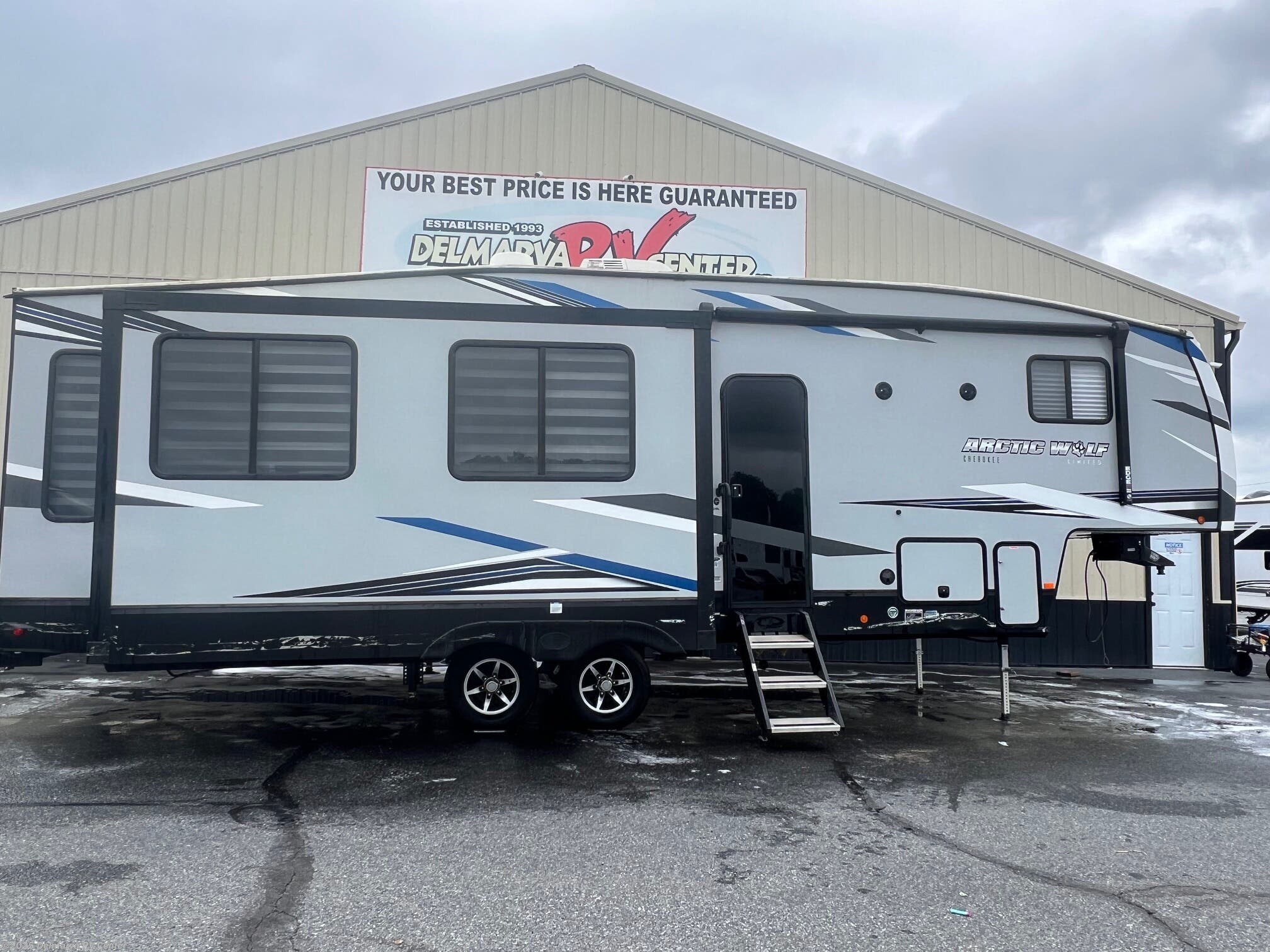 Used 2021 Forest River Cherokee Arctic Wolf 291RL available in Milford North, Delaware