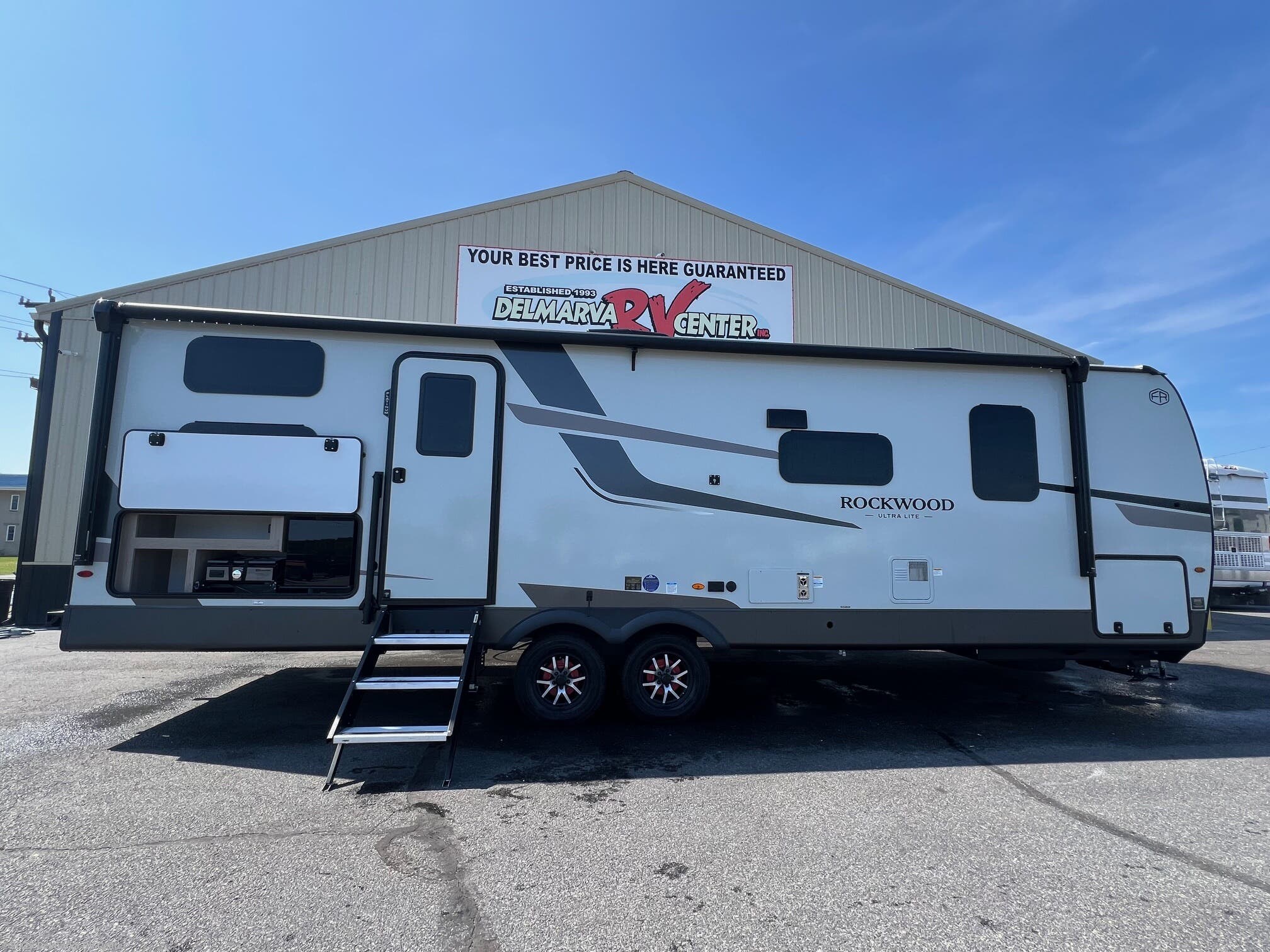New 2026 Forest River Rockwood Ultra Lite 2706BH available in Milford North, Delaware