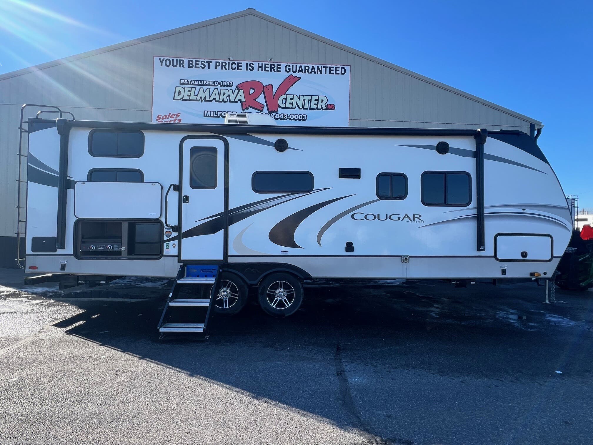 Used 2021 Keystone Cougar Half-Ton 25DBSWE available in Milford, Delaware