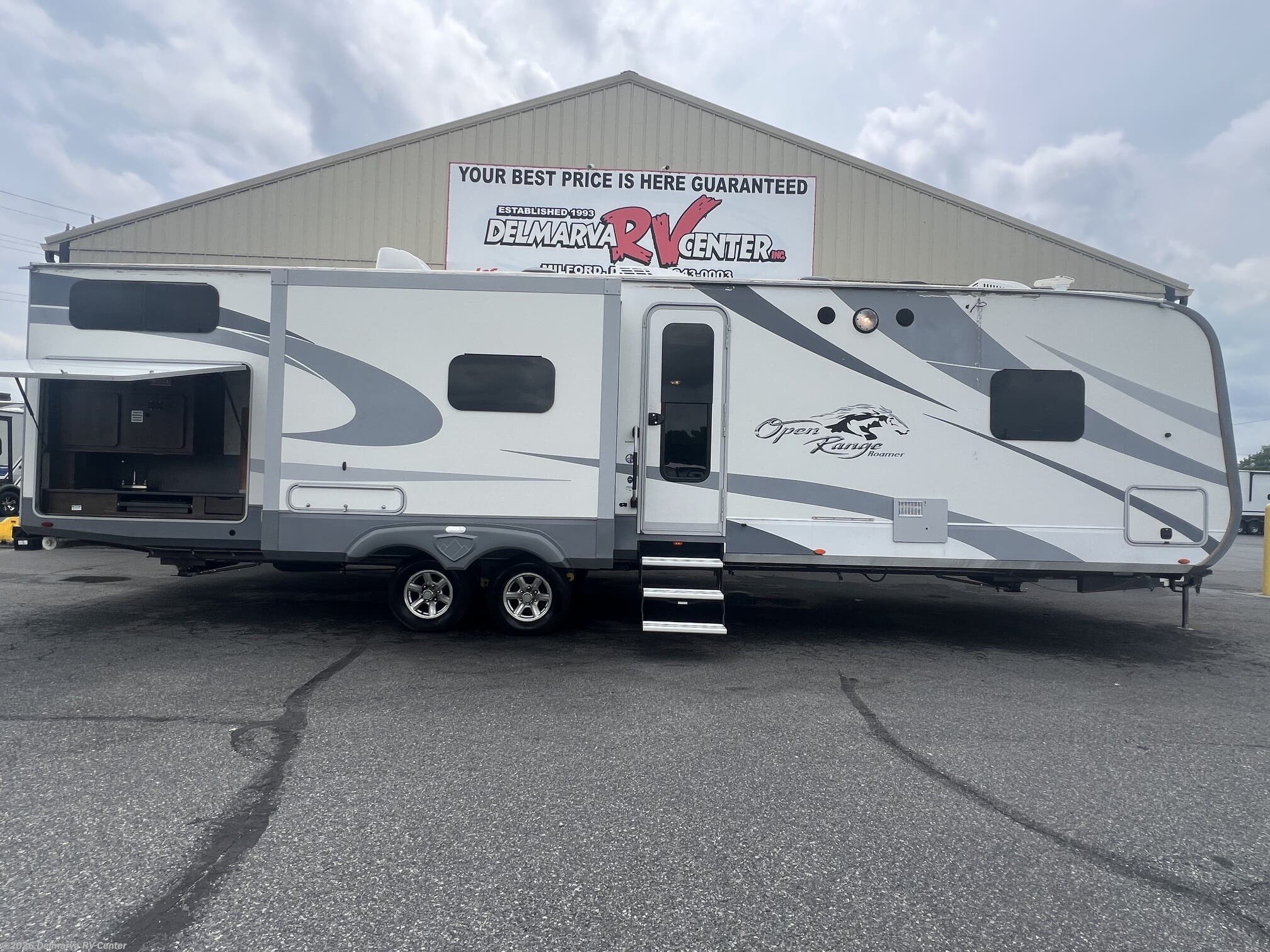 Used 2017 Open Range Roamer 310BHS available in Milford, Delaware