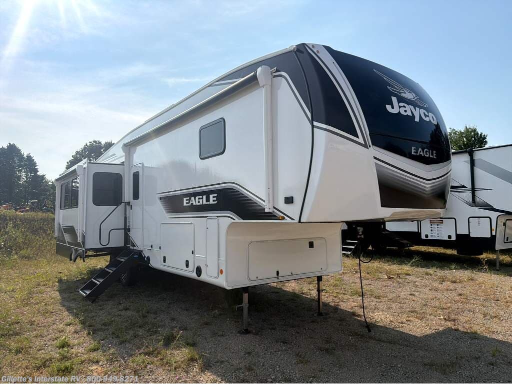 New 2026 Jayco Eagle 321RSTS available in Haslett, Michigan