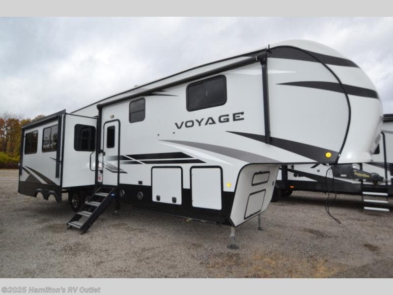 Used 2021 Winnebago Voyage 3134RL available in Saginaw, Michigan