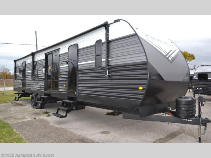 New 2026 CrossRoads Zinger 390DB available in Saginaw, Michigan