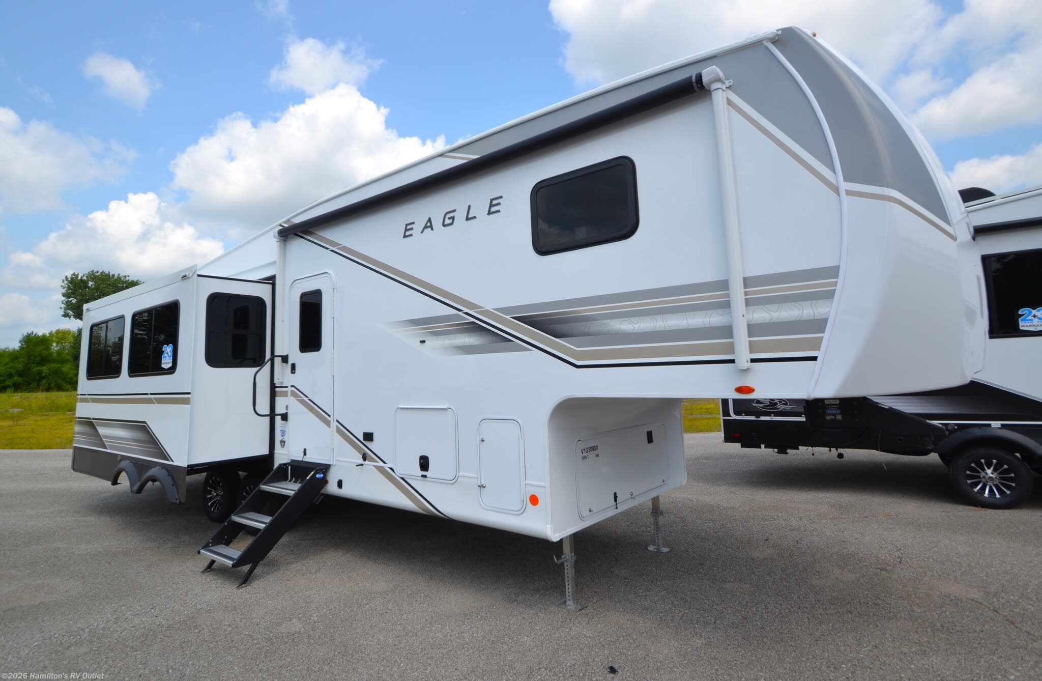 New 2027 Jayco Eagle SLE 30RLT available in Saginaw, Michigan