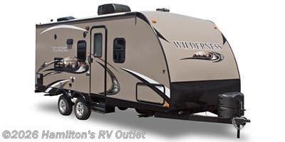 Used 2013  Heartland Wilderness WD 3175RE by Heartland from Hamilton's RV Outlet in Saginaw, MI