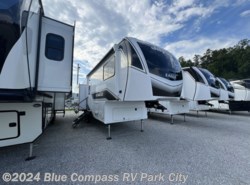 New 2024 Jayco Eagle 28.5RSTS available in Park City, Kansas