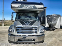 New 2025 Jayco Seneca 37K available in Park City, Kansas