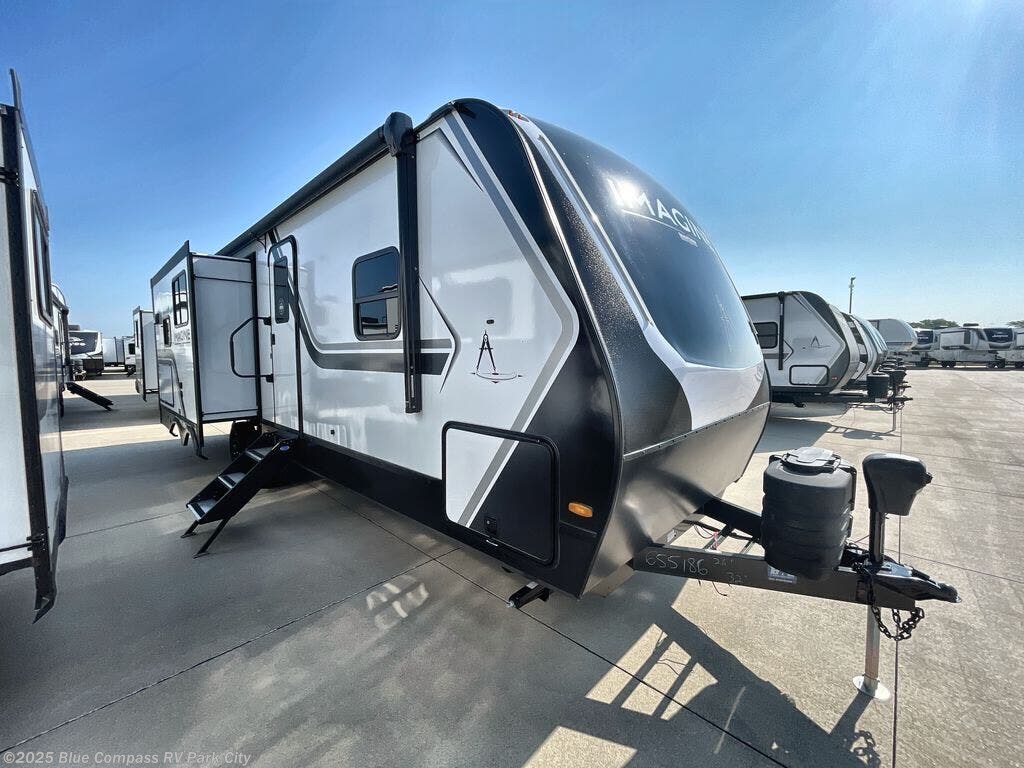 New 2026 Grand Design Imagine 2670MK available in Park City, Kansas