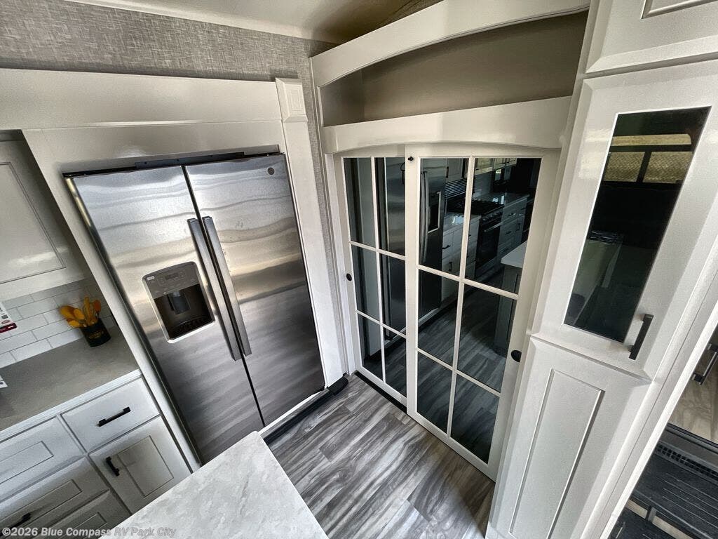 New 2025 Jayco Pinnacle 38KPTS available in Park City, Kansas